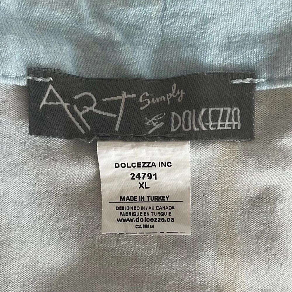 Simply Art by Dolcezza Top - Picture 3 of 5